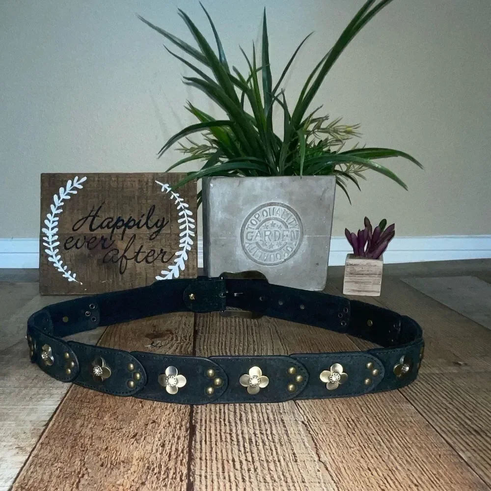 Black leather flower studded belt